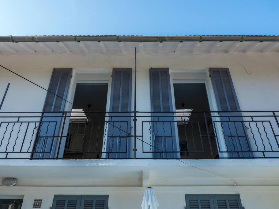 Logement Le Serein ตูลง ภายนอก รูปภาพ